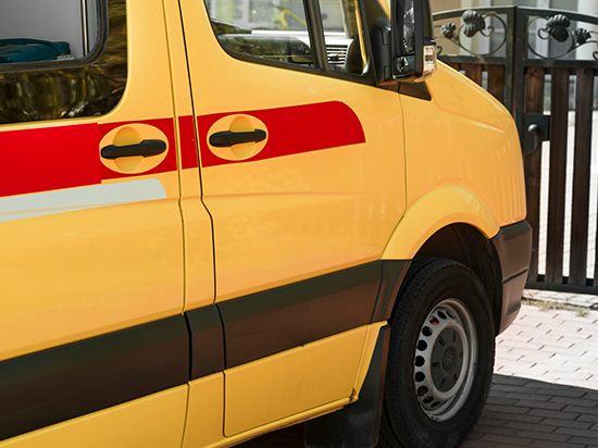 İstanbul’daki işletmeler için araç giydirme ve folyo baskı hizmetleri. Tam araç kaplama, kısmi folyo, cam baskı ve logo tasarımları Tabela Doktoru’nda!